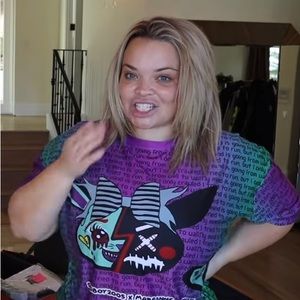 Trisha’s SADBOY2005 Fall-Bunny-Tee w/Matching Sticker NWT